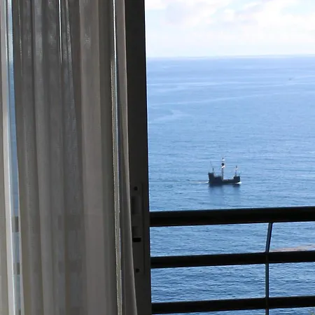 Dom wakacyjny Sea Front House *