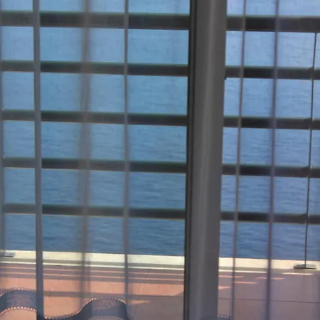Sea Front House Dom wakacyjny Funchal (Madeira)