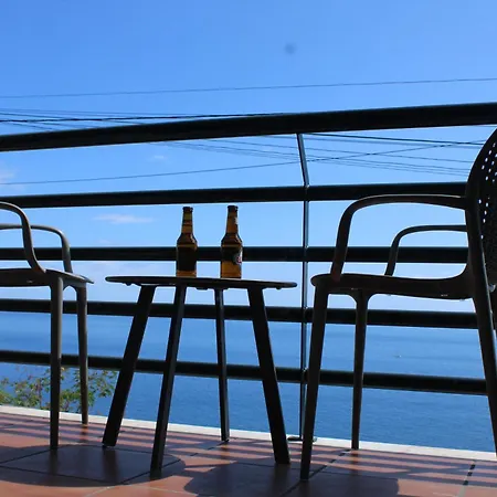 Dom wakacyjny Sea Front House